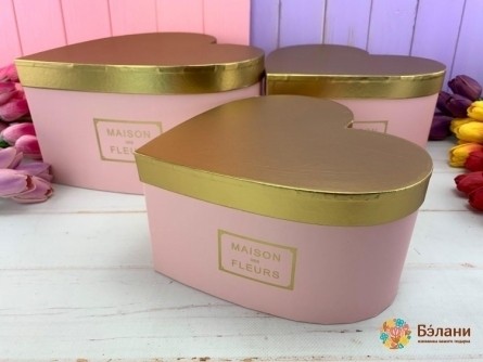 Коробка в форме сердца "Gold maison" розовая