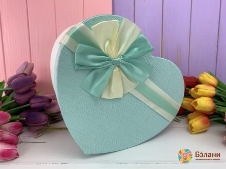 Коробка в форме сердца "Lush bow" голубая