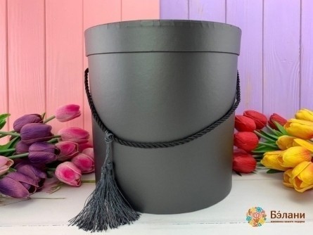 Круглая коробка "Matte" черная