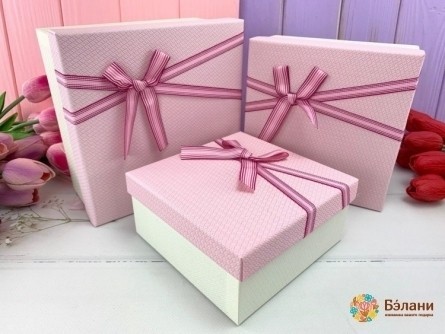 Подарункова коробка "Lush#3" рожева
