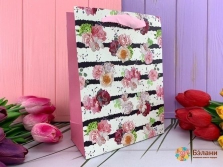 Подарочный пакет "Spring roses" розовый M