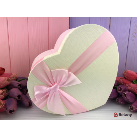 Коробка в форме сердца "White and pink" белая
