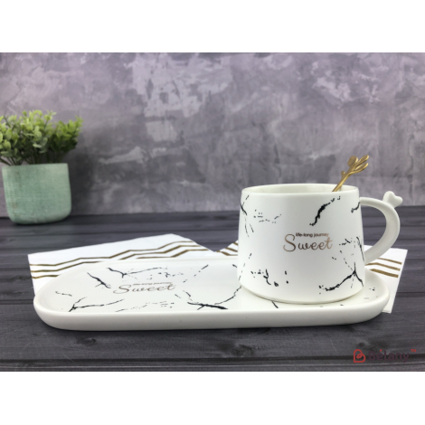 Керамическая чашка с блюдцем "Marble" белые