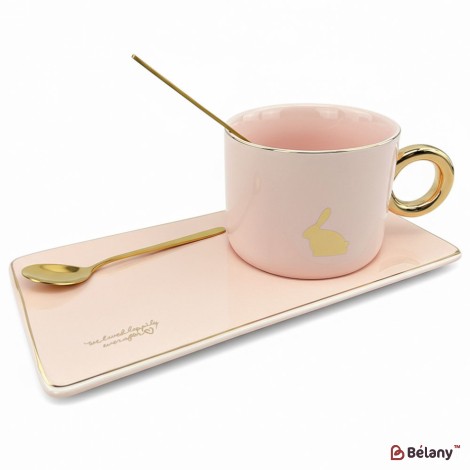 Керамическая чашка с блюдцем "Animals" розовая