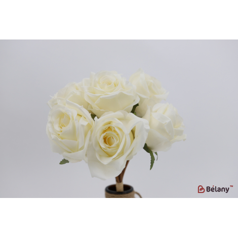 Букет роз 7 веток "Sweet rose" белые