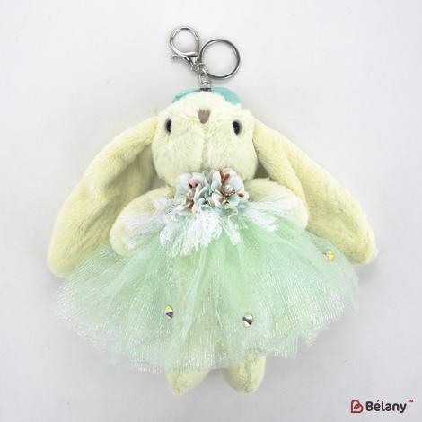 Брелок "Bunny bow and skirt" белый