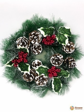 Рождественский венок с шишками