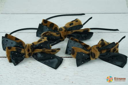 Обруч "Leopard bow" с черными стразами