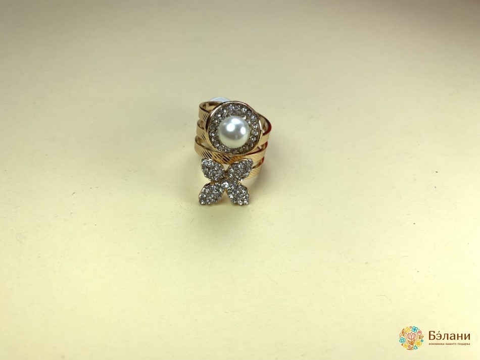 Кільце Van Cleef з перлами