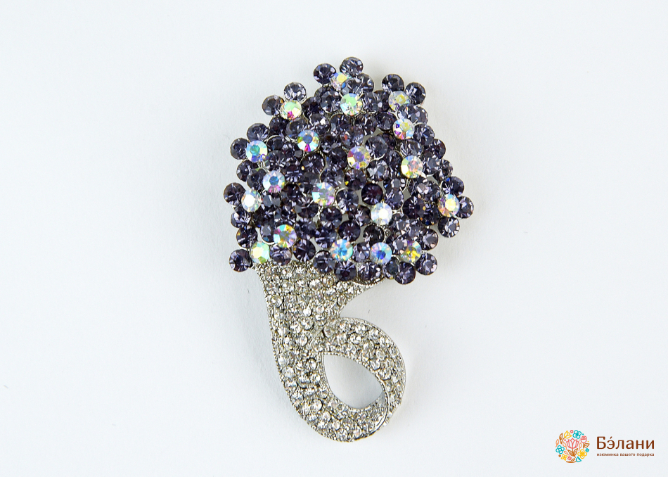 Брошь "Турмалиновый букет"