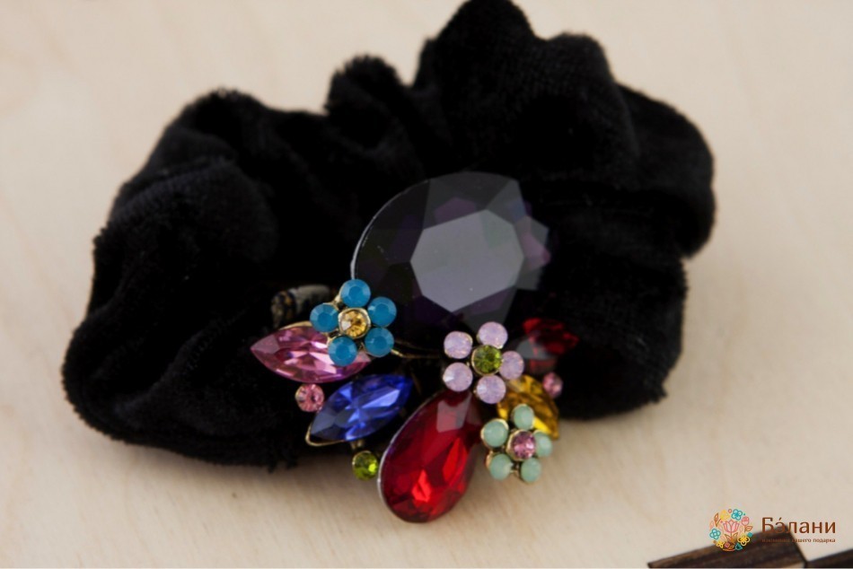 Гумка "Букет фіолетовий" на чорному оксамиті