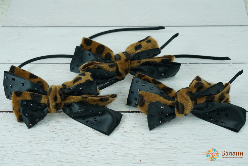 Обруч "Leopard bow" с черными стразами