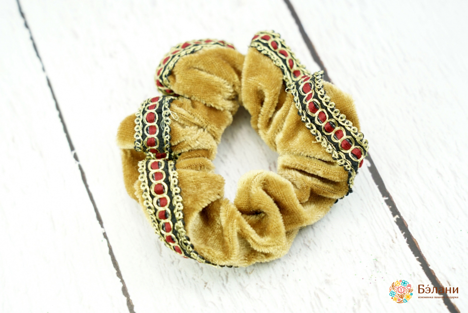 Гумка оксамитова з червоним кантом | 2